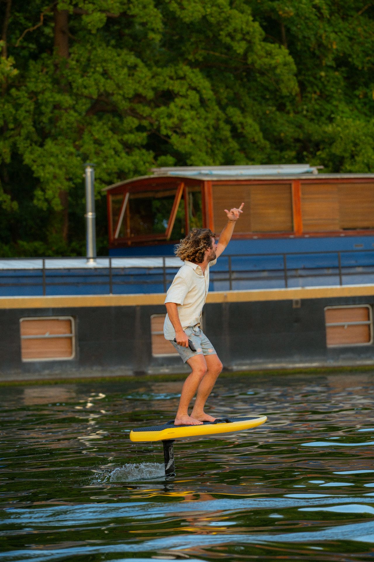 Venez glisser sur nos efoils a paris